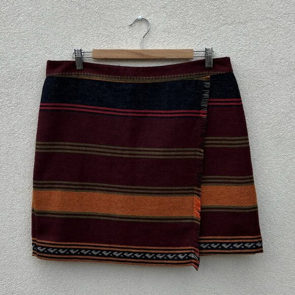 LOFT Dresses & Skirts - Southwestern Wool Blend Blanket Mini Skirt by Loft Size 14